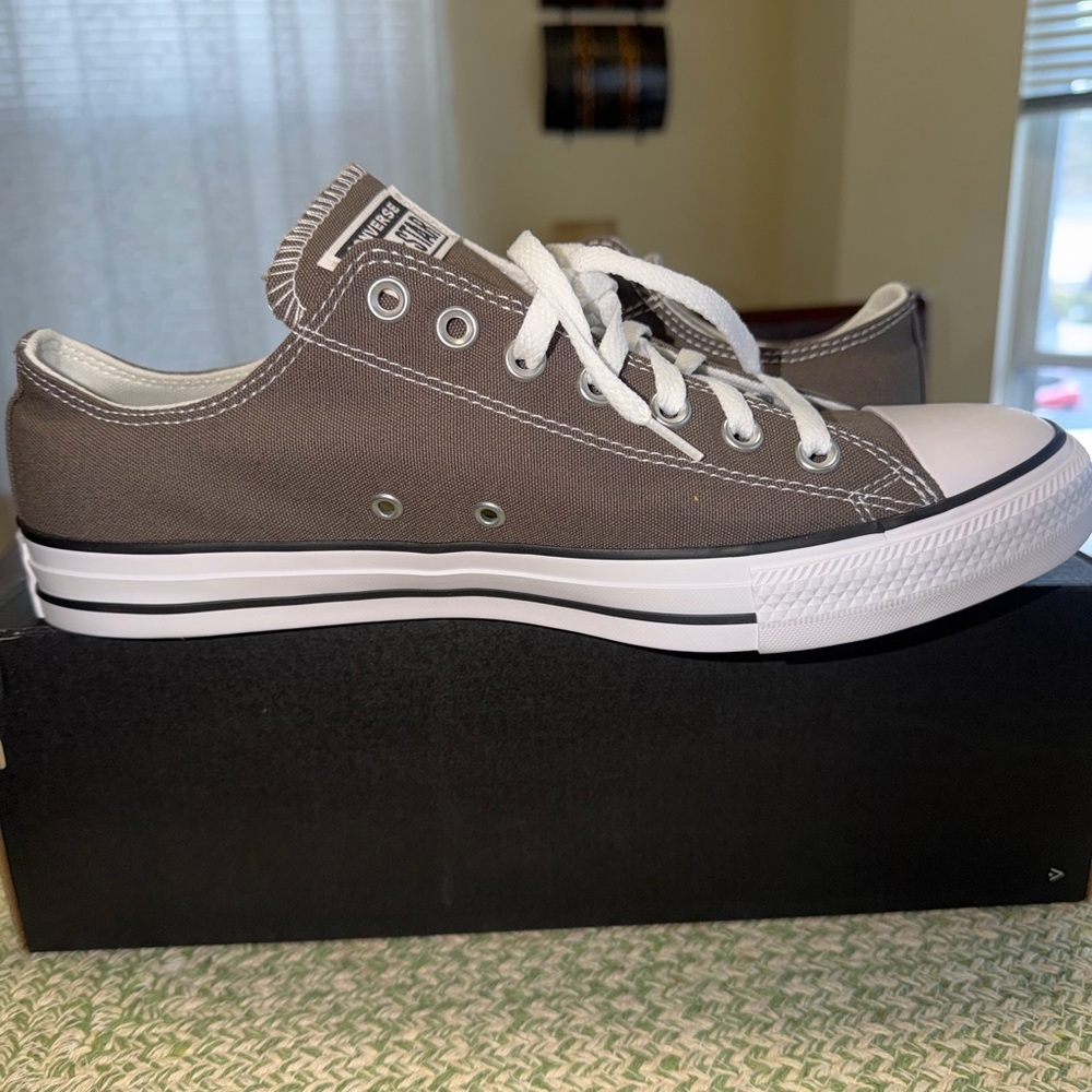 Converse CTAS seasnl OX Charcoal Low-Top men’s Sneakers size 10 new!!